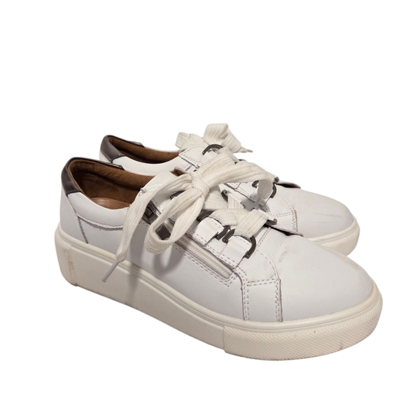 White Leather Sneakers with Laces By Bay Lane Sz 8 - Picture 2 of 16